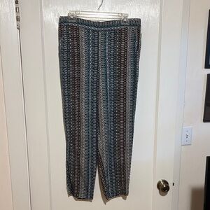 Jessica Simpson Women’s Multicolor Patterned Cropped Pants Size M